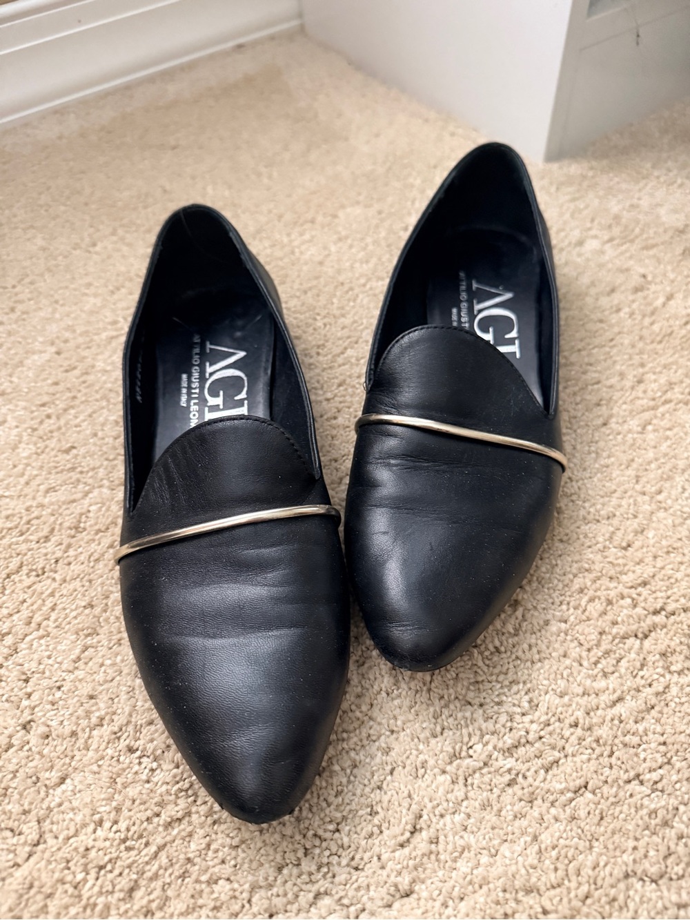 Attilio Giusti Leombruni Black Leather Pointed Loafers with Gold Trim